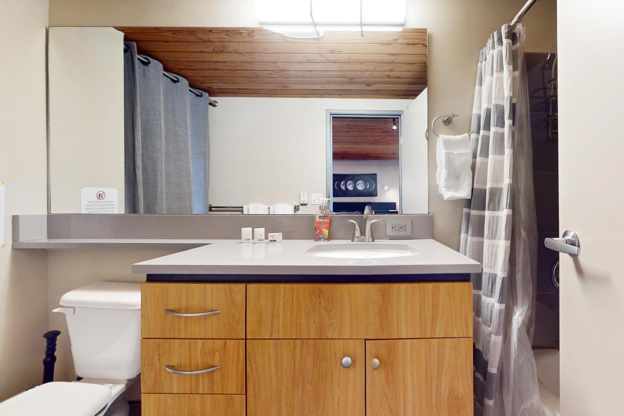 Отель 19Th Avenue Lofts Unit 213 Сиэтл Экстерьер фото